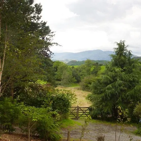 Ruskin House At Lowgrove Ambleside