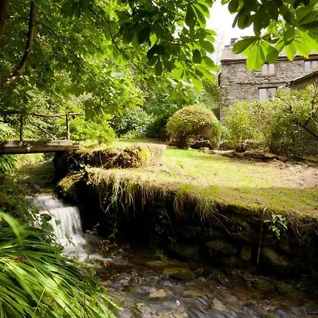 Ruskin House At Lowgrove