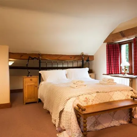 Holiday home Ruskin House At Lowgrove Ambleside